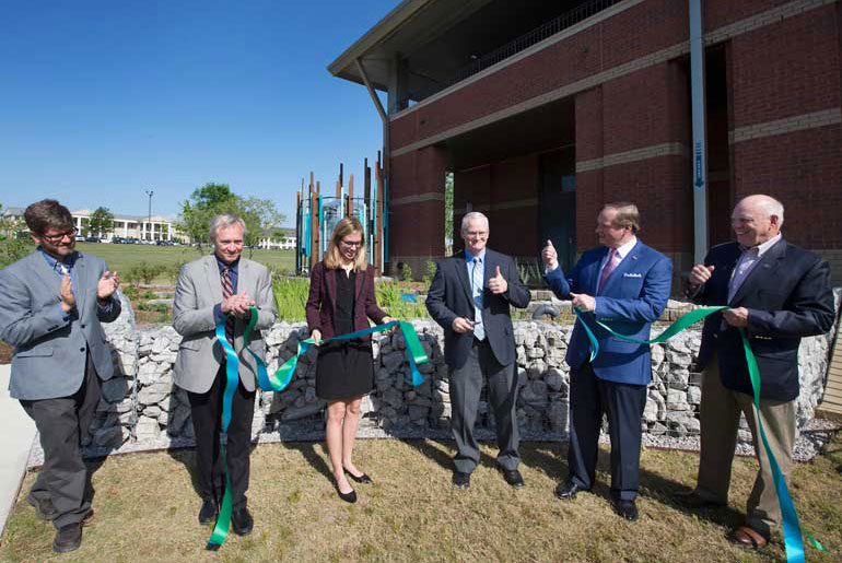 ribbon cutting at MSU Raingarden